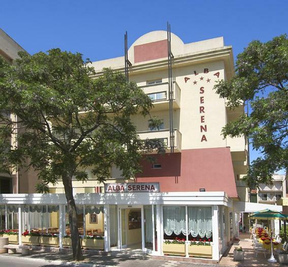 Hotel Alba Serena ミザーノ・アドリアーティコ エクステリア 写真